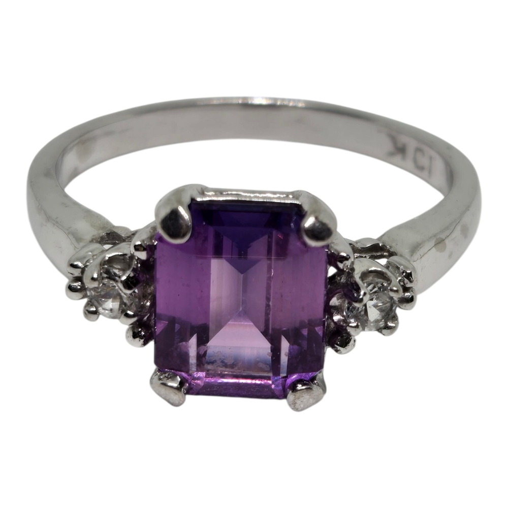 10K White Gold Real Color Changing Sapphire Ring with Crystal Accents